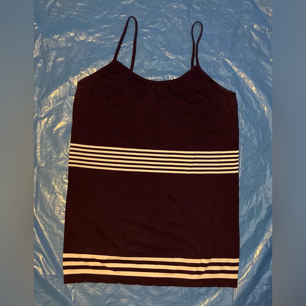 ☀️💜☀️Purple & White Striped Tank Top w/Adjustable Straps & Scalloped Edge bottom